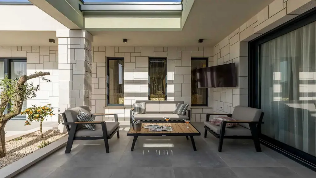 Villa in Kaštel Novi for 7 Guests