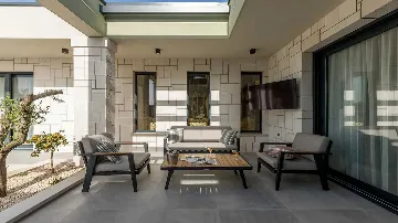 Villa in Kaštel Novi for 7 Guests