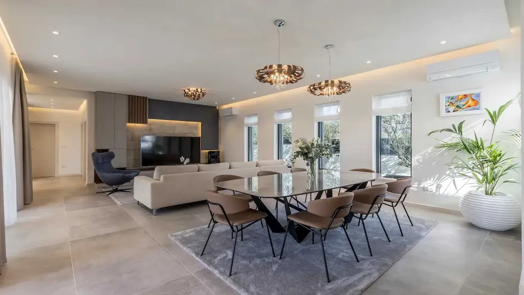Villa in Kaštel Novi for 7 Guests