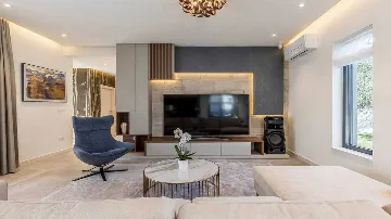 Villa in Kaštel Novi for 7 Guests