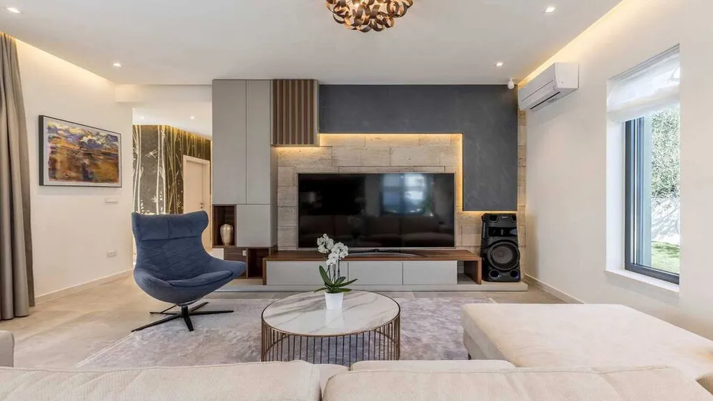 Villa in Kaštel Novi for 7 Guests