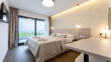 Kaštel Stari Villa for Up to 10 Guests with Pool