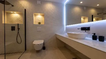 Kaštel Stari Villa for Up to 10 Guests with Pool