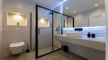 Kaštel Stari Villa for Up to 10 Guests with Pool