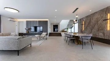 Kaštel Stari Villa for Up to 10 Guests with Pool