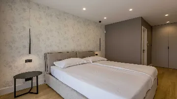 Seafront Villa for 6 Guests in Pijavičino