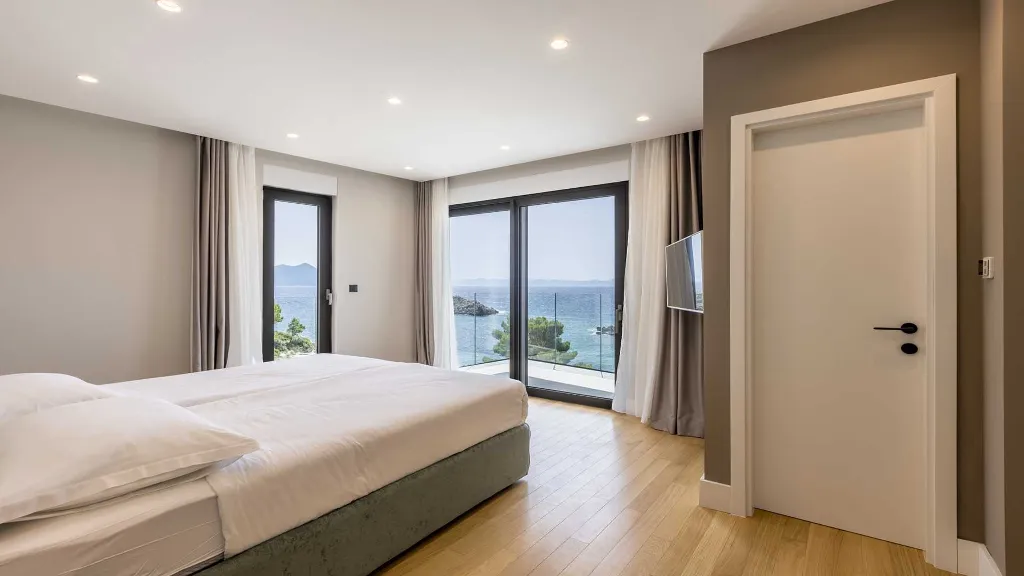 3-Bedroom Modern Villa in Pijavičino with Sea Views