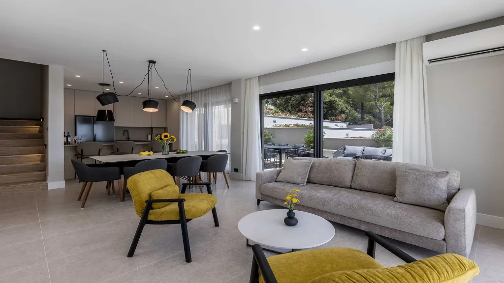 3-Bedroom Modern Villa in Pijavičino with Sea Views