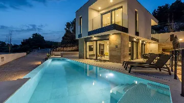 3-Bedroom Modern Villa in Pijavičino with Sea Views