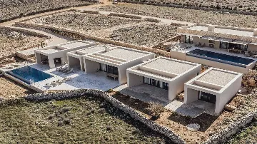 4-Bedroom Villa in Povljana for Up to 8 Guests