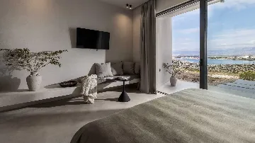 4-Bedroom Villa in Povljana for Up to 8 Guests