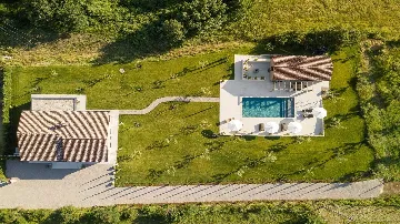 4-Bedroom Villa in Boljun for Up to 8 Guests