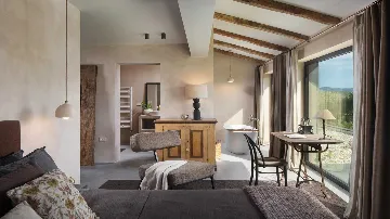 4-Bedroom Villa in Boljun for Up to 8 Guests