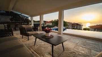 3-Bedroom Villa in Ražanj for Up to 8 Guests