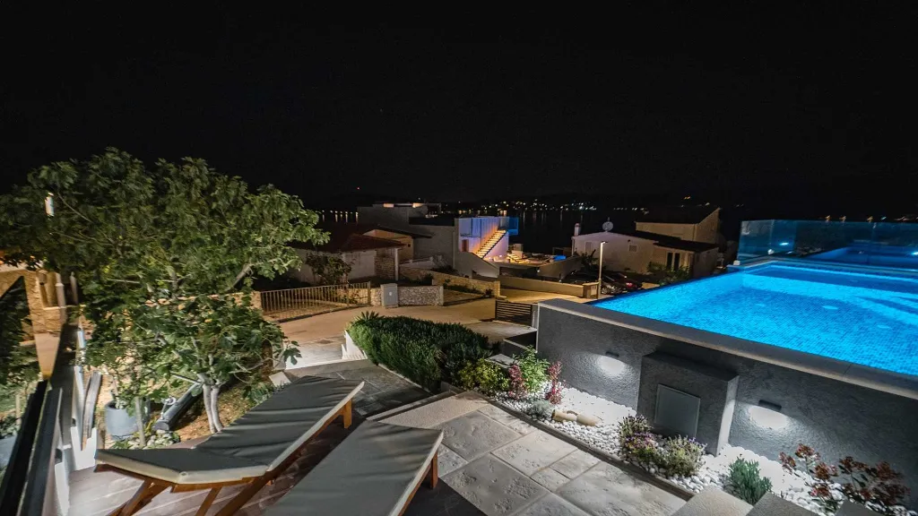 3-Bedroom Villa in Ražanj for Up to 8 Guests