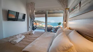 3-Bedroom Villa in Ražanj for Up to 8 Guests