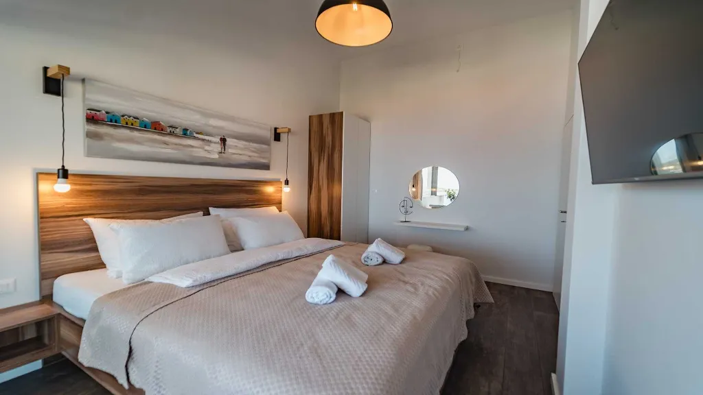 3-Bedroom Villa in Ražanj for Up to 8 Guests