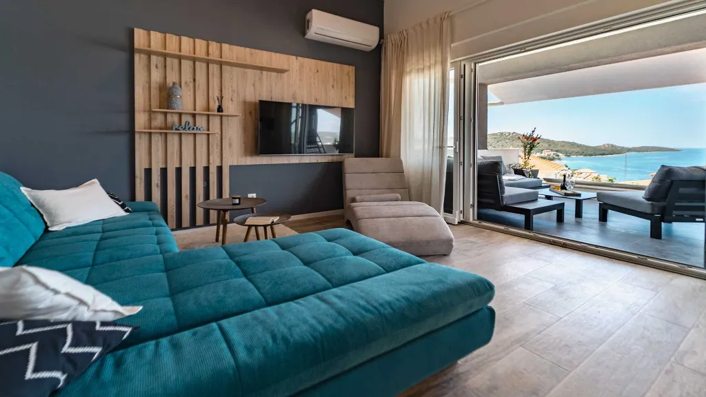 3-Bedroom Villa in Ražanj for Up to 8 Guests