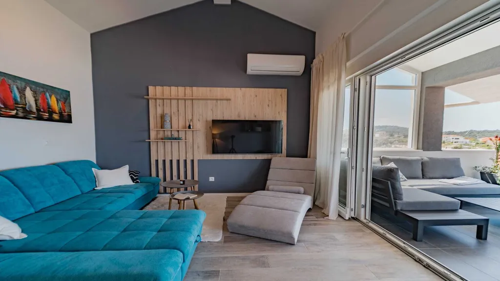 3-Bedroom Villa in Ražanj for Up to 8 Guests