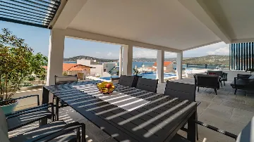 3-Bedroom Villa in Ražanj for Up to 8 Guests