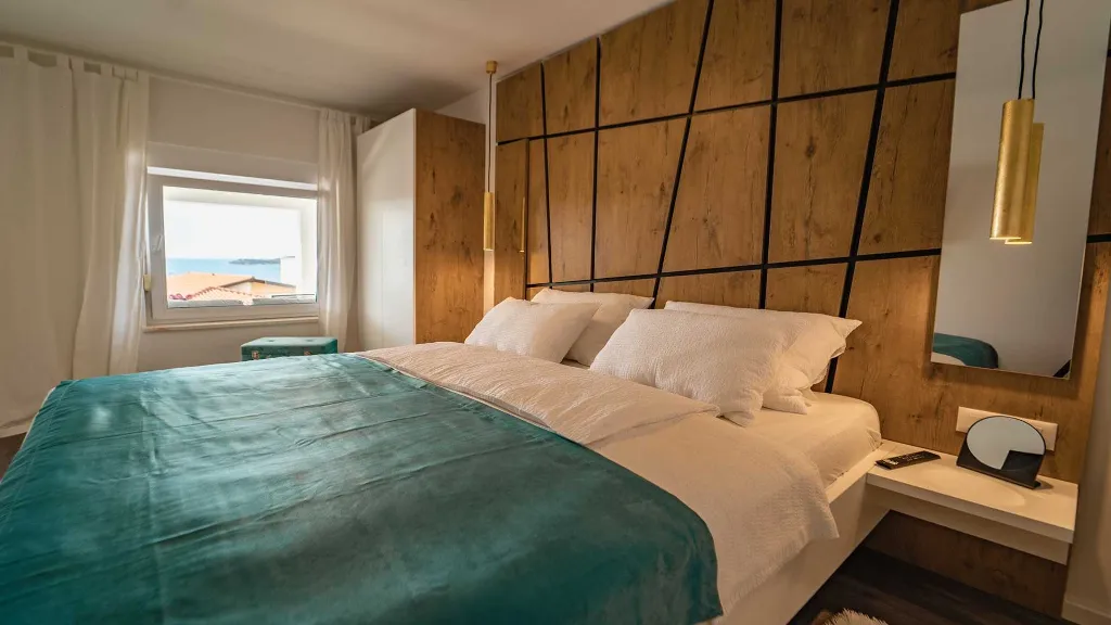3-Bedroom Villa in Ražanj for Up to 8 Guests