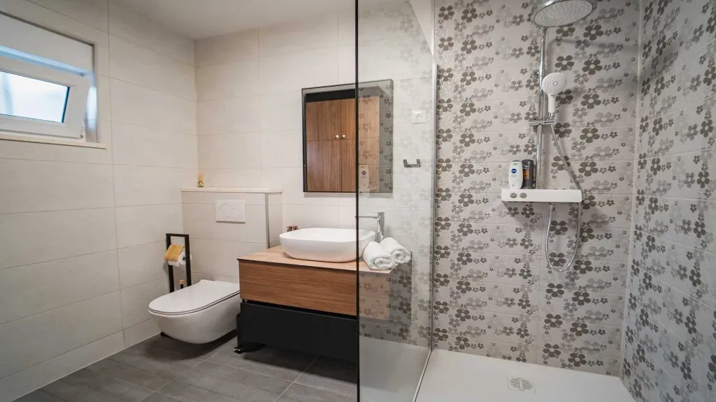 3-Bedroom Villa in Ražanj for Up to 8 Guests