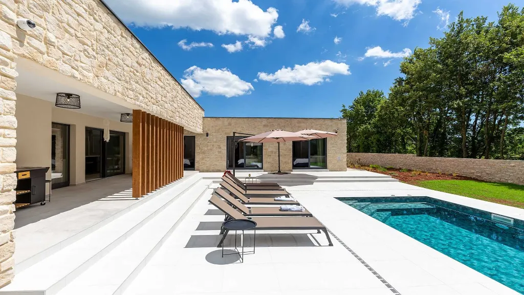 Butkovići 3-Bedroom Villa with Outdoor Pool
