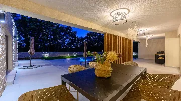 Butkovići 3-Bedroom Villa with Outdoor Pool