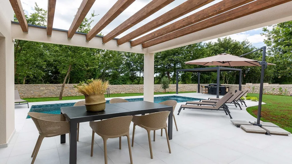 3-Bedroom Villa in Butkovići for Up to 6 Guests