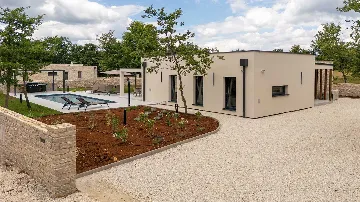 3-Bedroom Villa in Butkovići for Up to 6 Guests