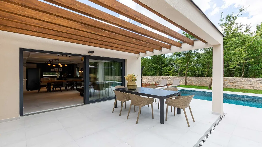 3-Bedroom Villa in Butkovići for Up to 6 Guests
