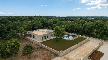 3-Bedroom Villa in Butkovići for Up to 6 Guests