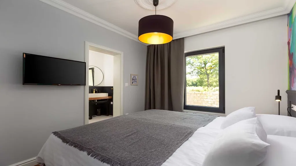 3-Bedroom Villa in Butkovići for Up to 6 Guests