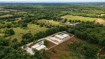 3-Bedroom Villa in Butkovići for Up to 6 Guests