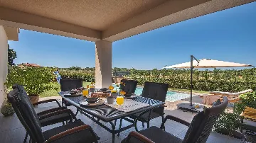 Villa in Pula with Private Outdoor Pool