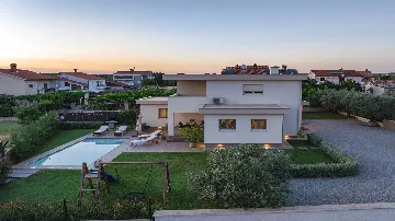 Villa in Pula with Private Outdoor Pool