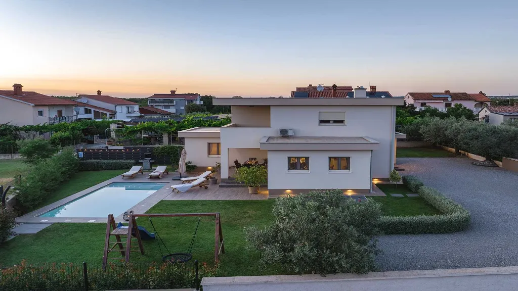 Villa in Pula with Private Outdoor Pool