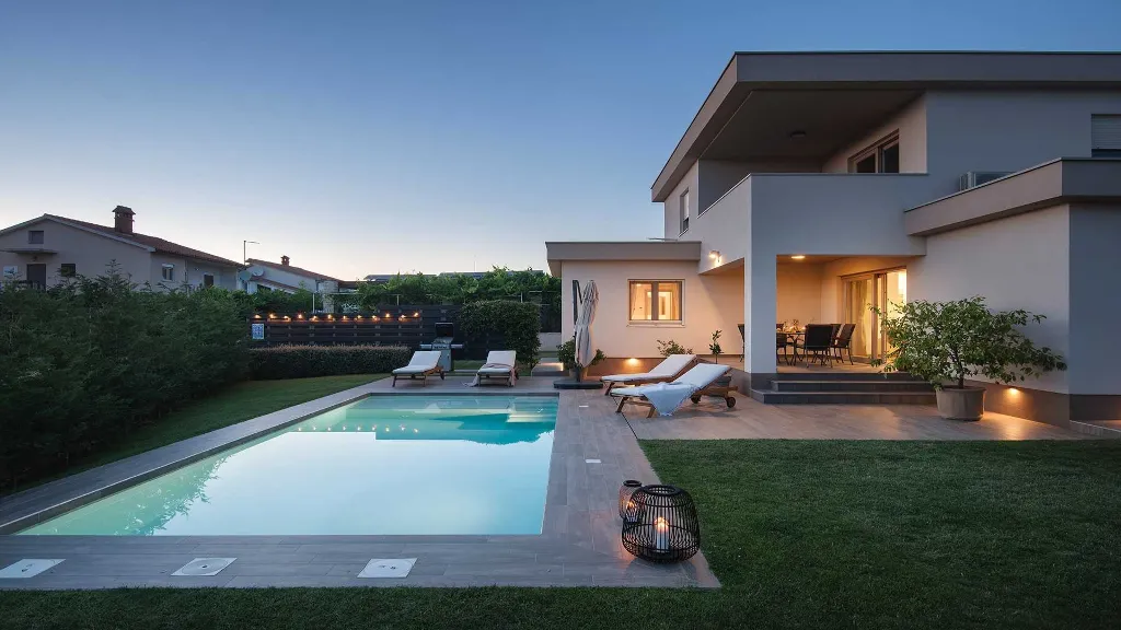 Villa in Pula with Private Outdoor Pool