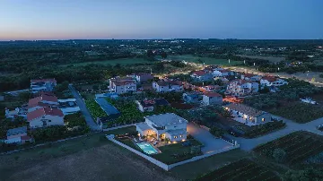 Villa in Pula with Private Outdoor Pool