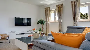 Villa in Pula with Private Outdoor Pool