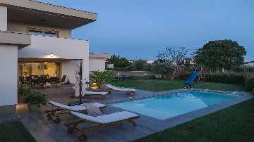 Villa in Pula with Private Outdoor Pool