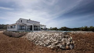 Modern Villa in Žman with Private Outdoor Pool