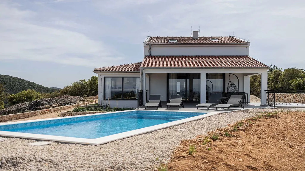 Modern Villa in Žman with Private Outdoor Pool