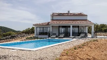 Modern Villa in Žman with Private Outdoor Pool