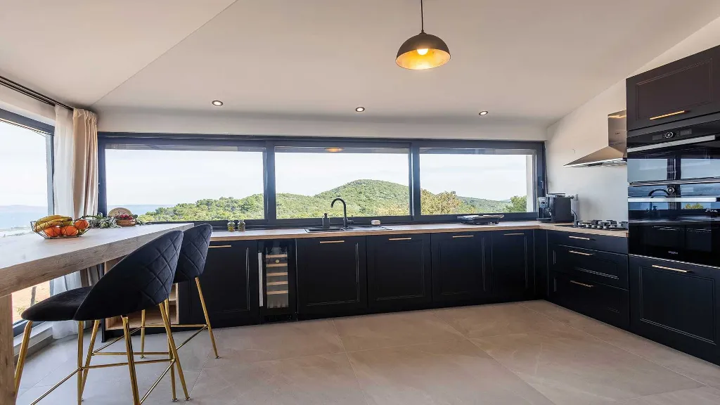 Modern Villa in Žman with Private Outdoor Pool