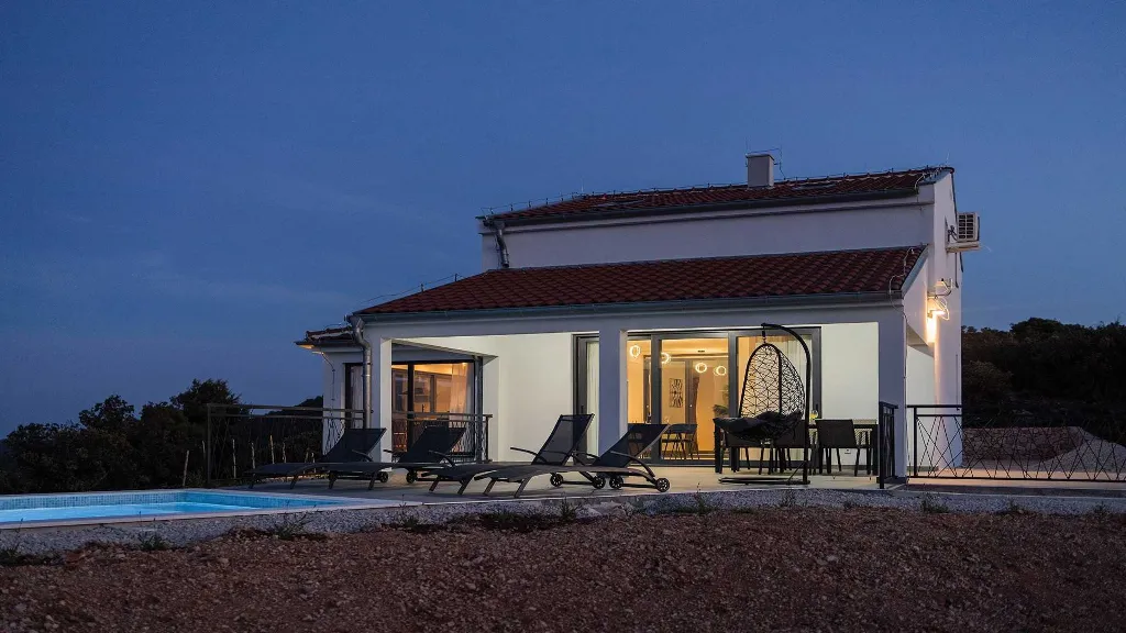 Modern Villa in Žman with Private Outdoor Pool