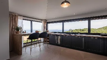 Modern Villa in Žman with Private Outdoor Pool