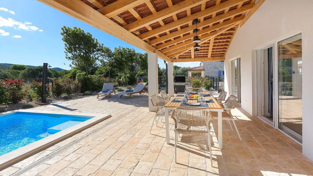 3-Bedroom Villa in Pašman for up to 6