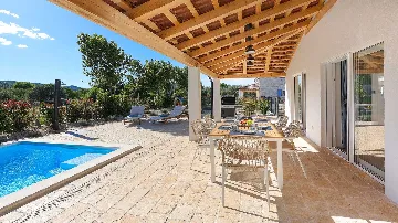 3-Bedroom Villa in Pašman for up to 6