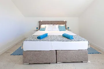 3-Bedroom Villa in Pašman for 6 Guests